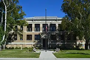 Blaine County Courthouse in Chinook