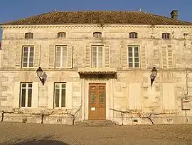 The town hall in Brie-sous-Matha