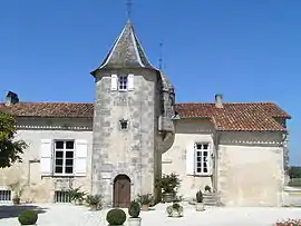 Alfred Manor in Champagne-Vigny